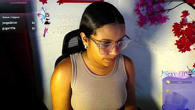 Snapshot of chleo_rosse chatting on June 2026 03:12:02 AM chleo rosse online show from June 2026 03:12:02 AM