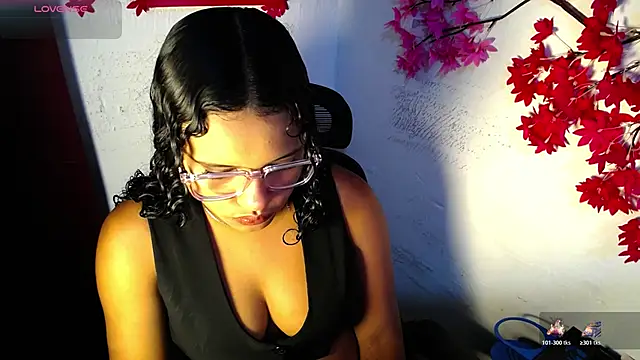 Snapshot of chleo_rosse chatting on July 2026 11:59:02 PM chleo rosse online show from July 2026 11:59:02 PM