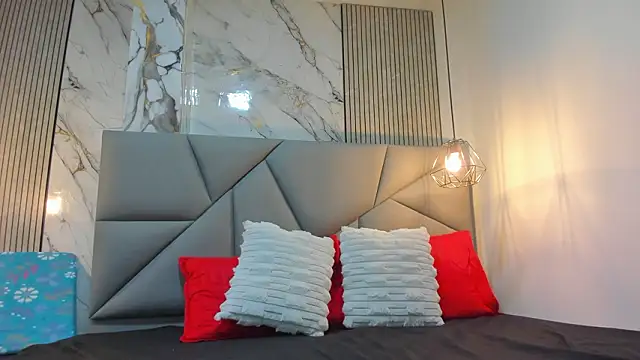 selenaflamemj online show from March 2026 06:51:01 PM