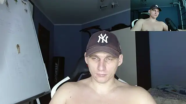 Poliglotjoe1 online show from November 2025 05:52:01 AM