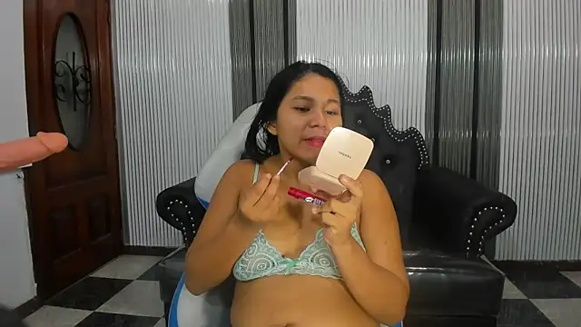 babyschoolgiirl online show from February 2026 02:18:01 AM