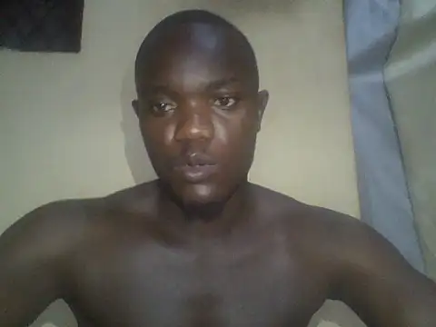 UsTwo  online show from November 2025 03:25:02 PM