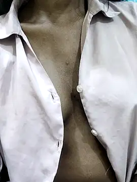 Simran 0011 online show from December 2025 12:04:01 AM