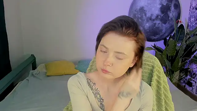 Snapshot of LaylaCookies_ chatting on December 2025 05:46:01 AM LaylaCookies online show from December 2025 05:46:01 AM