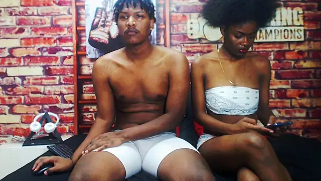 BlackAndAxel online show from December 2025 10:14:01 PM