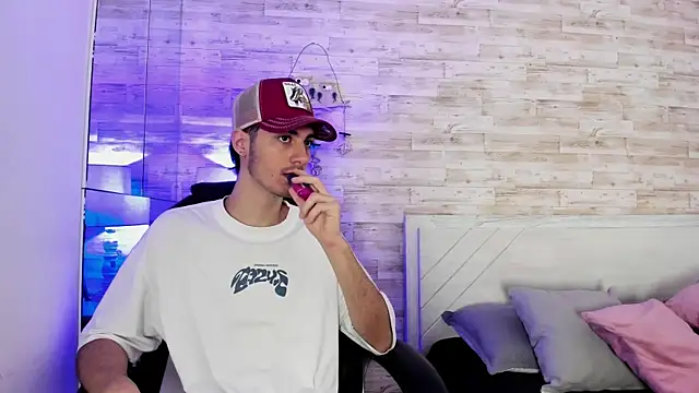 Emir Ozan  online show from January 2026 11:38:02 AM