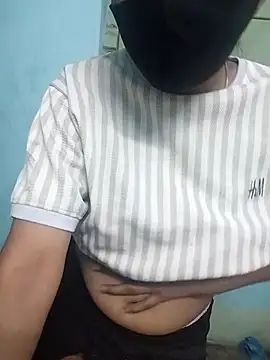 Snapshot of Miss_tinaaa chatting on November 2025 10:59:01 AM Miss tinaaa online show from November 2025 10:59:01 AM