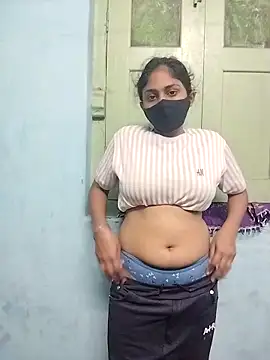 Snapshot of Miss_tinaaa chatting on November 2025 11:24:02 AM Miss tinaaa online show from November 2025 11:24:02 AM