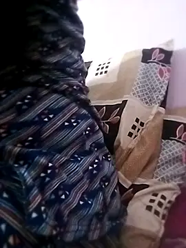 Snapshot of Priya_Sharma04 chatting on April 2026 06:46:01 PM Priya Sharma04 online show from April 2026 06:46:01 PM