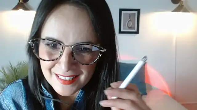 Snapshot of Juliana__lx chatting on March 2026 02:00:02 PM Juliana lx online show from March 2026 02:00:02 PM