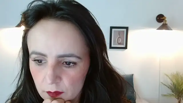 Snapshot of Juliana__lx chatting on April 2026 02:00:02 PM Juliana lx online show from April 2026 02:00:02 PM