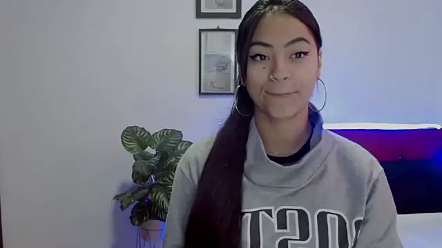 Snapshot of Juliana__lx chatting on April 2026 02:02:02 PM Juliana lx online show from April 2026 02:02:02 PM