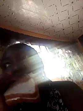 Snapshot of RipePolska chatting on December 2025 01:48:01 PM RipePolska online show from December 2025 01:48:01 PM