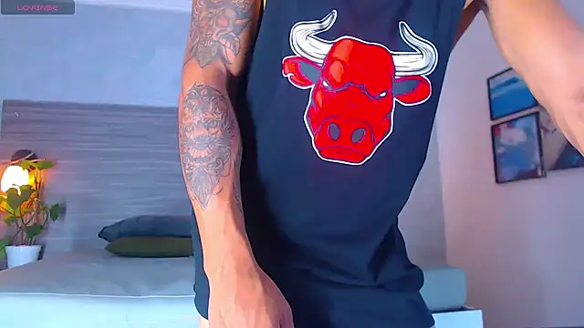 Hot Latino x online show from February 2026 12:27:01 PM