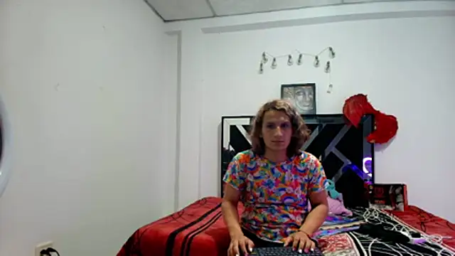 Snapshot of Venus2357 chatting on April 2026 09:19:01 AM Venus2357 online show from April 2026 09:19:01 AM