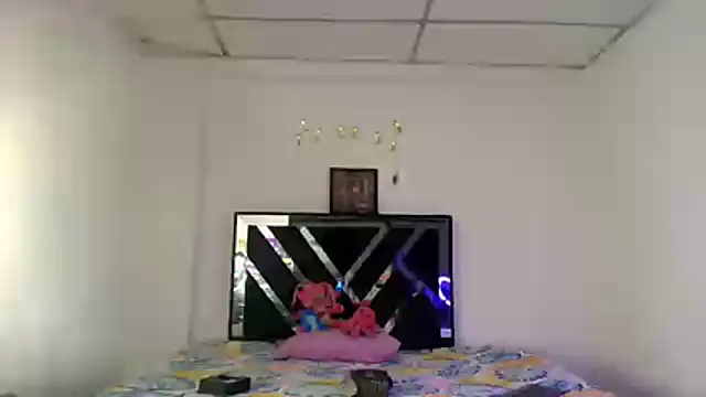 Snapshot of Venus2357 chatting on April 2026 09:45:01 AM Venus2357 online show from April 2026 09:45:01 AM