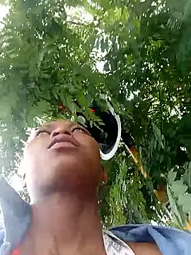 Snapshot of Sweethoneypot25 chatting on March 2026 09:37:02 AM Sweethoneypot25 online show from March 2026 09:37:02 AM