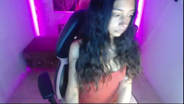 Aylanny m online show from January 2026 01:27:02 PM