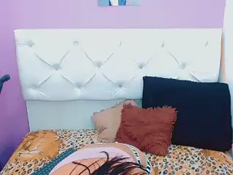 xwetdreamsx online show from November 2025 05:37:02 PM