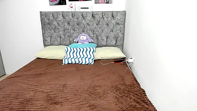 Iam dani online show from January 2026 09:40:02 PM