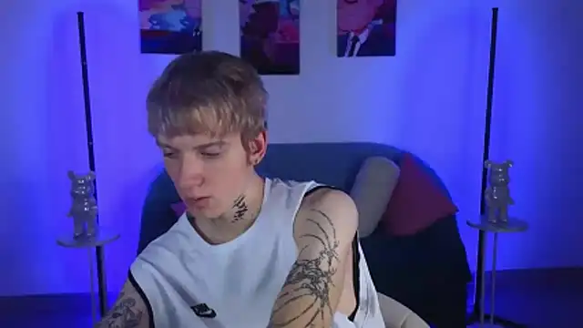 TRAVIS CLAS online show from November 2025 08:35:02 PM