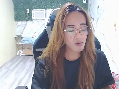 Snapshot of imadriana12 chatting on November 2025 07:52:01 AM imadriana12 online show from November 2025 07:52:01 AM