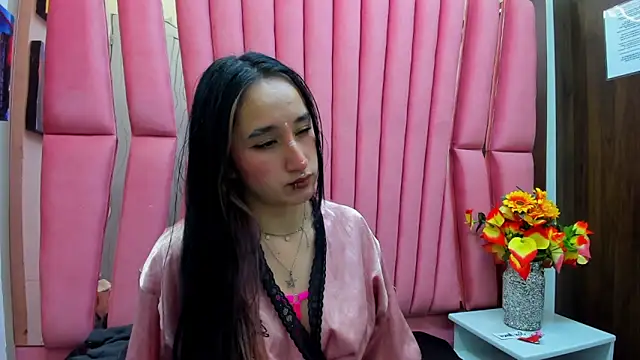 Snapshot of CharlotteStuart chatting on March 2026 02:57:02 AM CharlotteStuart online show from March 2026 02:57:02 AM