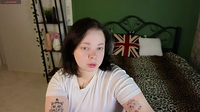 Vlada vv online show from April 2026 05:55:02 AM