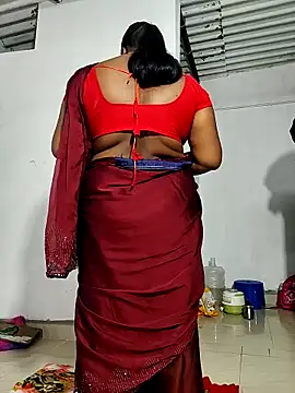 Snapshot of Desicouple1706 chatting on April 2026 10:59:01 PM Desicouple1706 online show from April 2026 10:59:01 PM