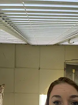 VaryaRose online show from December 2025 02:27:01 AM