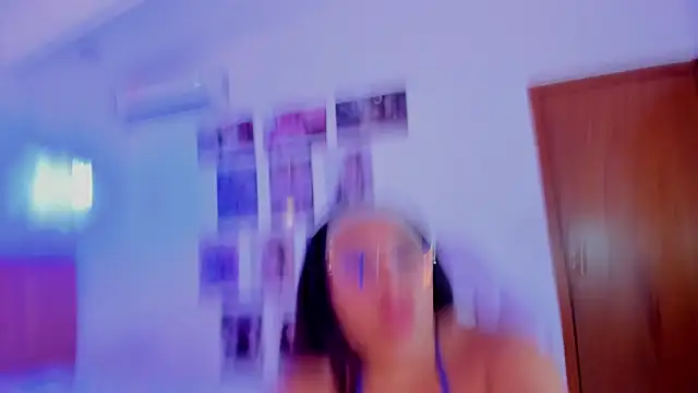 Snapshot of BrianaMyers chatting on December 2025 08:29:01 PM BrianaMyers online show from December 2025 08:29:01 PM