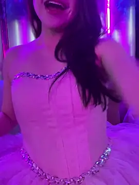 Queen-of-Love online show from February 2026 03:05:02 PM