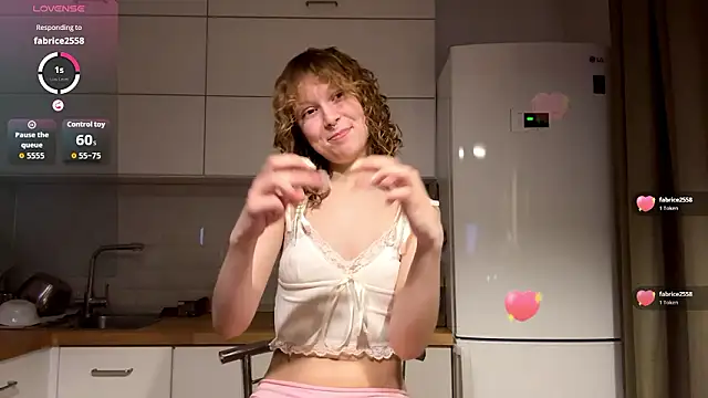 ElfriedaZwack online show from March 2026 04:12:02 PM