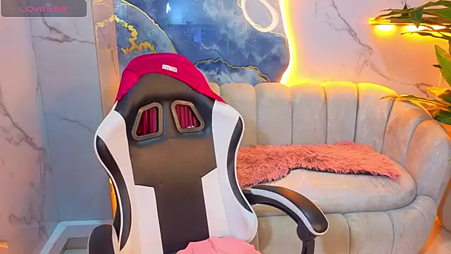 Anny Star Tx online show from April 2026 08:20:01 PM