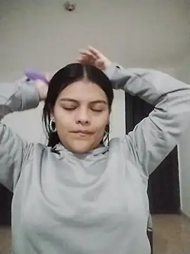 Snapshot of NIKIBUNNY chatting on February 2026 10:22:02 AM NIKIBUNNY online show from February 2026 10:22:02 AM