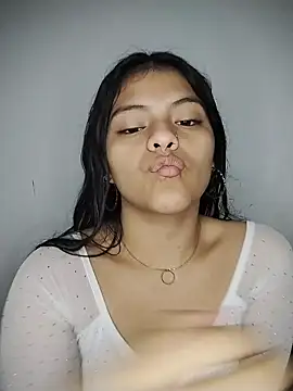 Snapshot of NIKIBUNNY chatting on February 2026 10:58:01 AM NIKIBUNNY online show from February 2026 10:58:01 AM