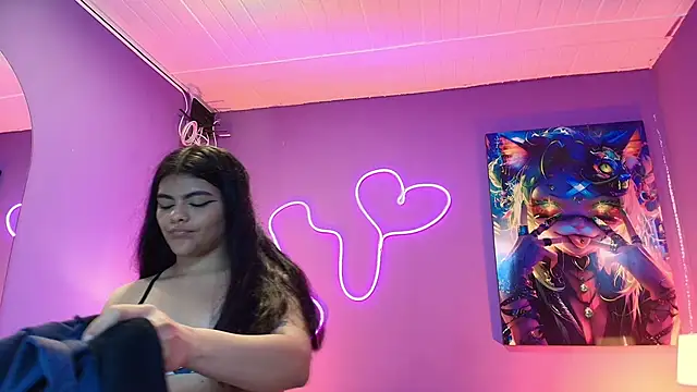 Snapshot of NIKIBUNNY chatting on April 2026 12:05:02 PM NIKIBUNNY online show from April 2026 12:05:02 PM