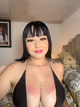 Snapshot of emily_acorn chatting on April 2026 02:17:01 AM emily acorn online show from April 2026 02:17:01 AM