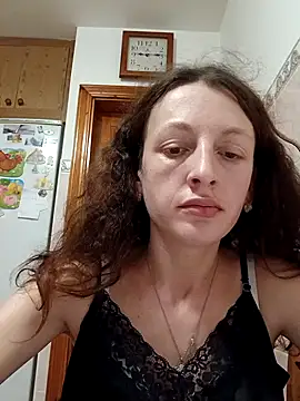 Snapshot of AlisKiv chatting on November 2025 07:13:01 PM AlisKiv online show from November 2025 07:13:01 PM