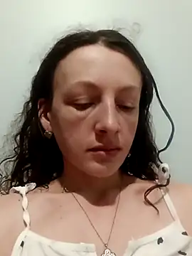 Snapshot of AlisKiv chatting on November 2025 03:59:01 PM AlisKiv online show from November 2025 03:59:01 PM