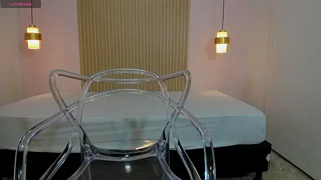 Snapshot of Izelevans chatting on March 2026 01:38:01 PM Izelevans online show from March 2026 01:38:01 PM