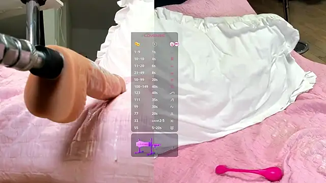 EIeniVanwart online show from April 2026 06:08:02 PM