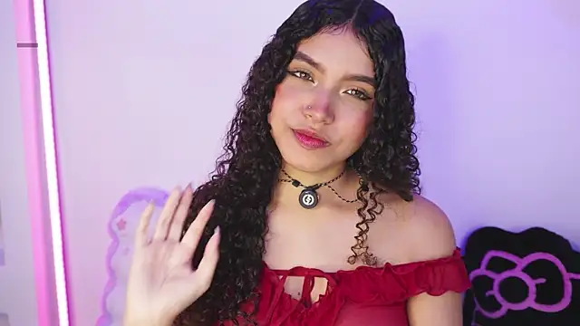 Snapshot of EloiseSweetxx chatting on April 2026 12:49:01 PM EloiseSweetxx online show from April 2026 12:49:01 PM