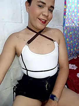 Snapshot of Emily_Jedet chatting on April 2026 06:16:02 PM Emily Jedet online show from April 2026 06:16:02 PM