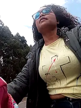 MaayaFonseca online show from December 2025 05:29:01 PM