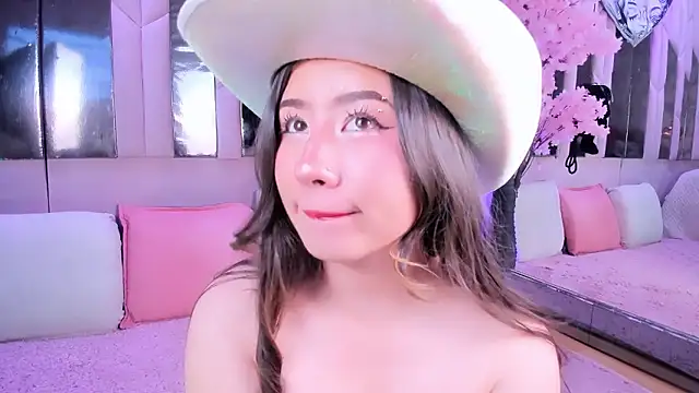 Naomistart online show from January 2026 09:38:02 PM