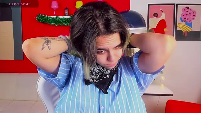 LiraBelle online show from December 2025 03:13:01 AM