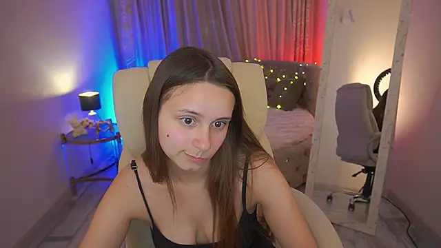 Snapshot of TinyNatalie chatting on June 2026 08:22:02 PM TinyNatalie online show from June 2026 08:22:02 PM