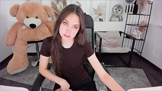 BlossomVesper online show from December 2025 09:29:02 AM