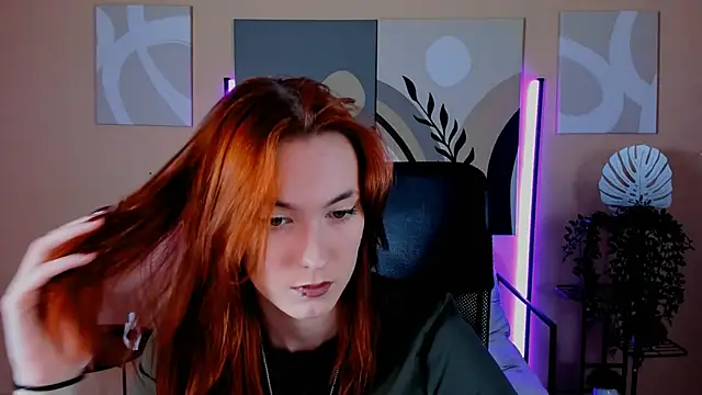 Snapshot of SierraHarper chatting on December 2025 07:35:01 AM SierraHarper online show from December 2025 07:35:01 AM